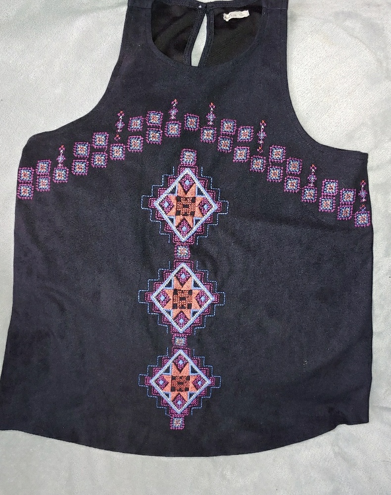 Hollister embroidered tank